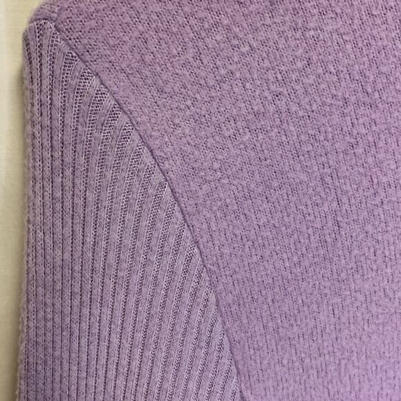 Saturday Sunday (Anthropologie) Lilac Brushed Fleece Turtleneck Sweater Size S - Picture 4 of 9